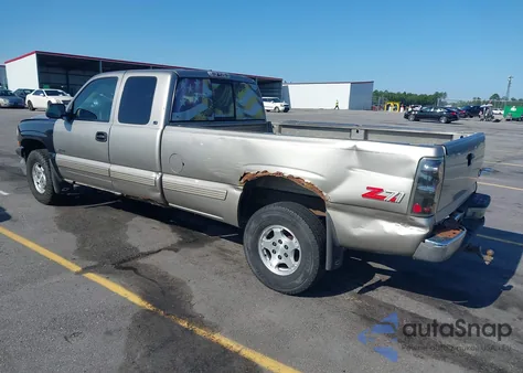 2000 Chevrolet Silverado 1500 Ls из США, поврежденный, VIN 1GCEK19T5YE264915